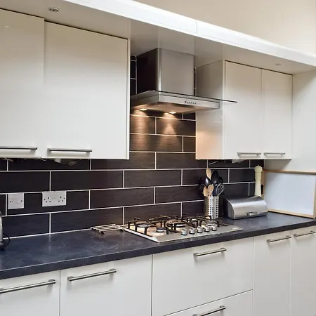 Falcon Crag * كيسويك