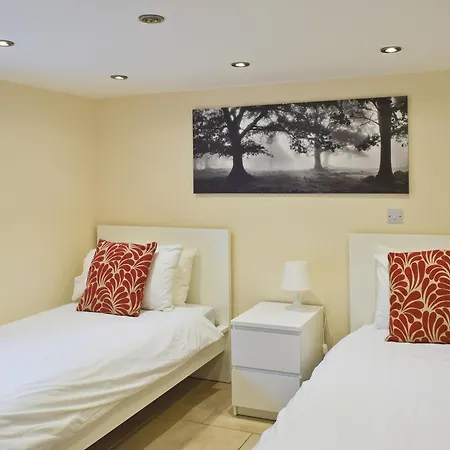 بيت للعطل Falcon Crag *